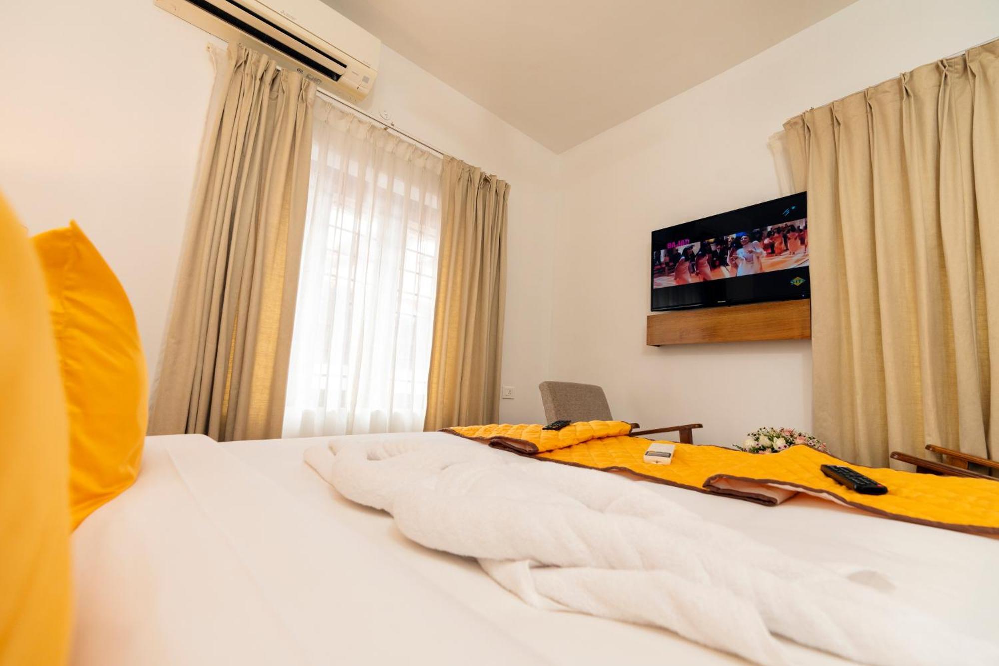 Solo Inn By Hawk Hospitality Коччи Экстерьер фото