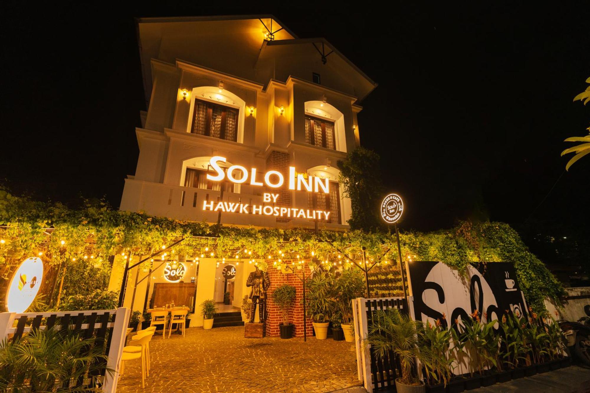 Solo Inn By Hawk Hospitality Коччи Экстерьер фото
